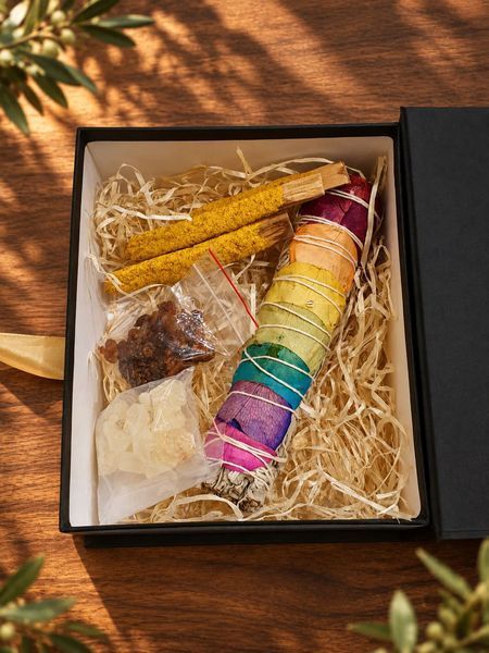 Incense Gift Set &mdash; Palo Santo with Cinnamon, White Sage, Myrrh and Copal resin 20460051 photo